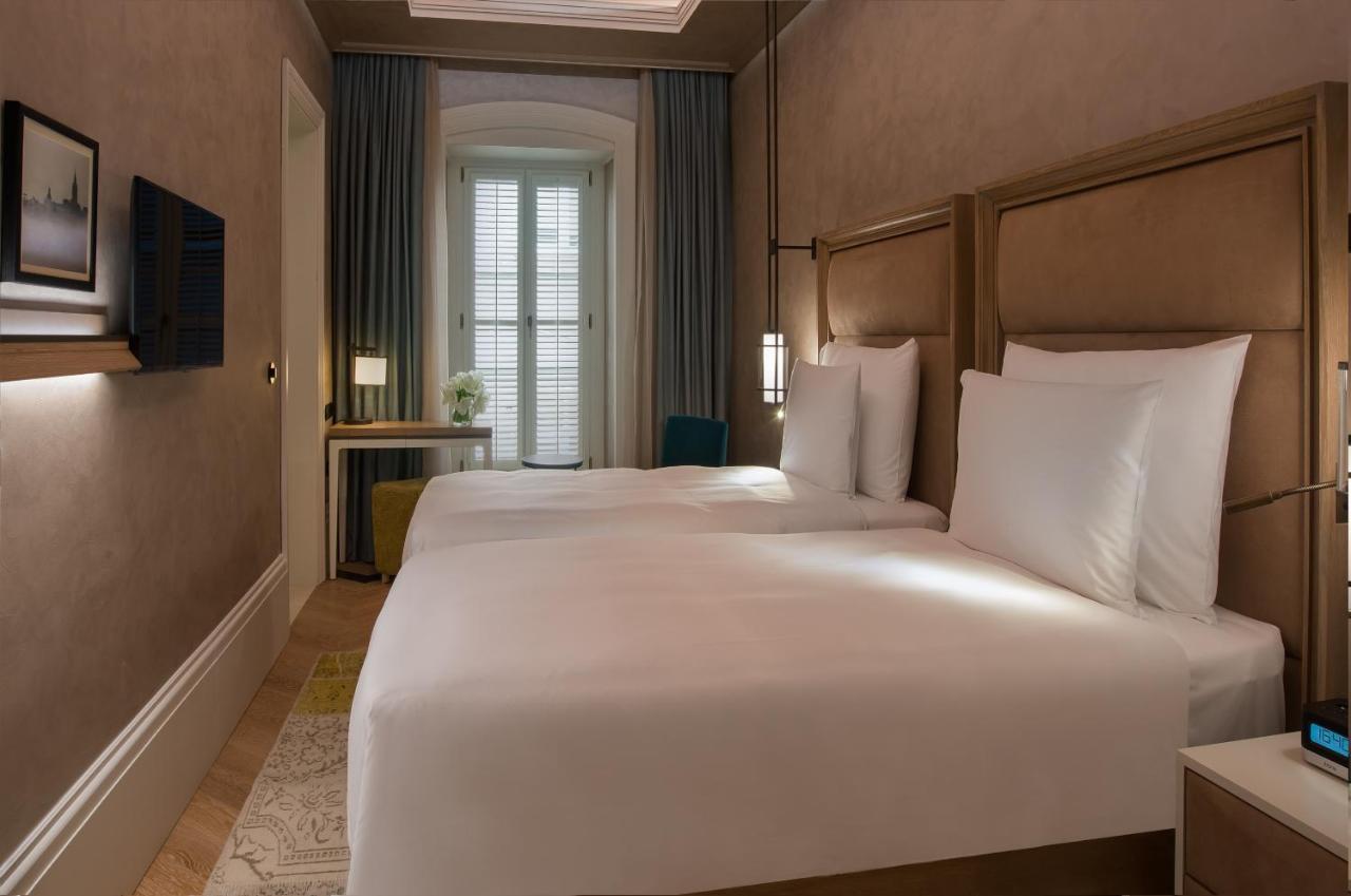 Hotel 10 Karakoy 5*