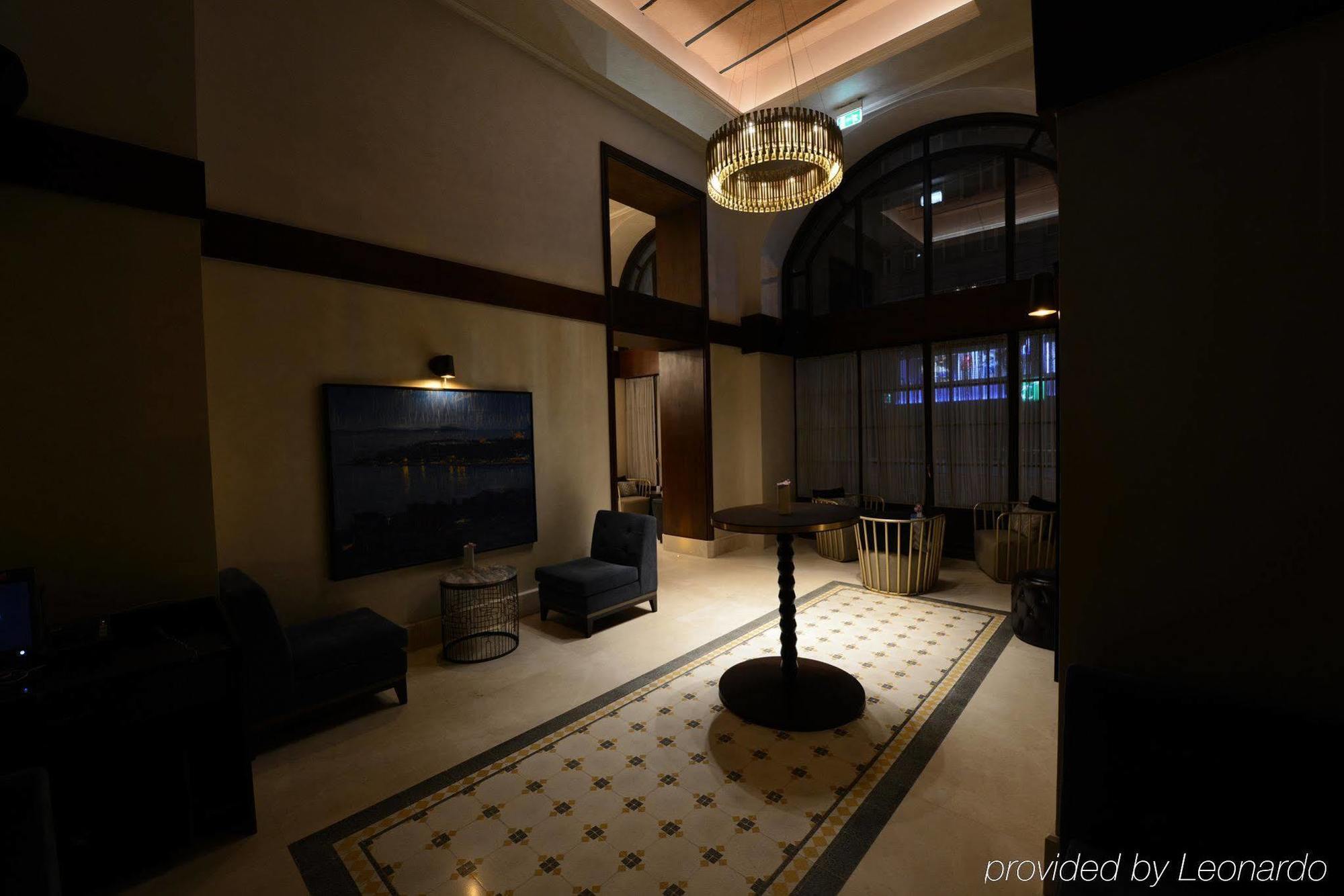 10 Karakoy Hotel