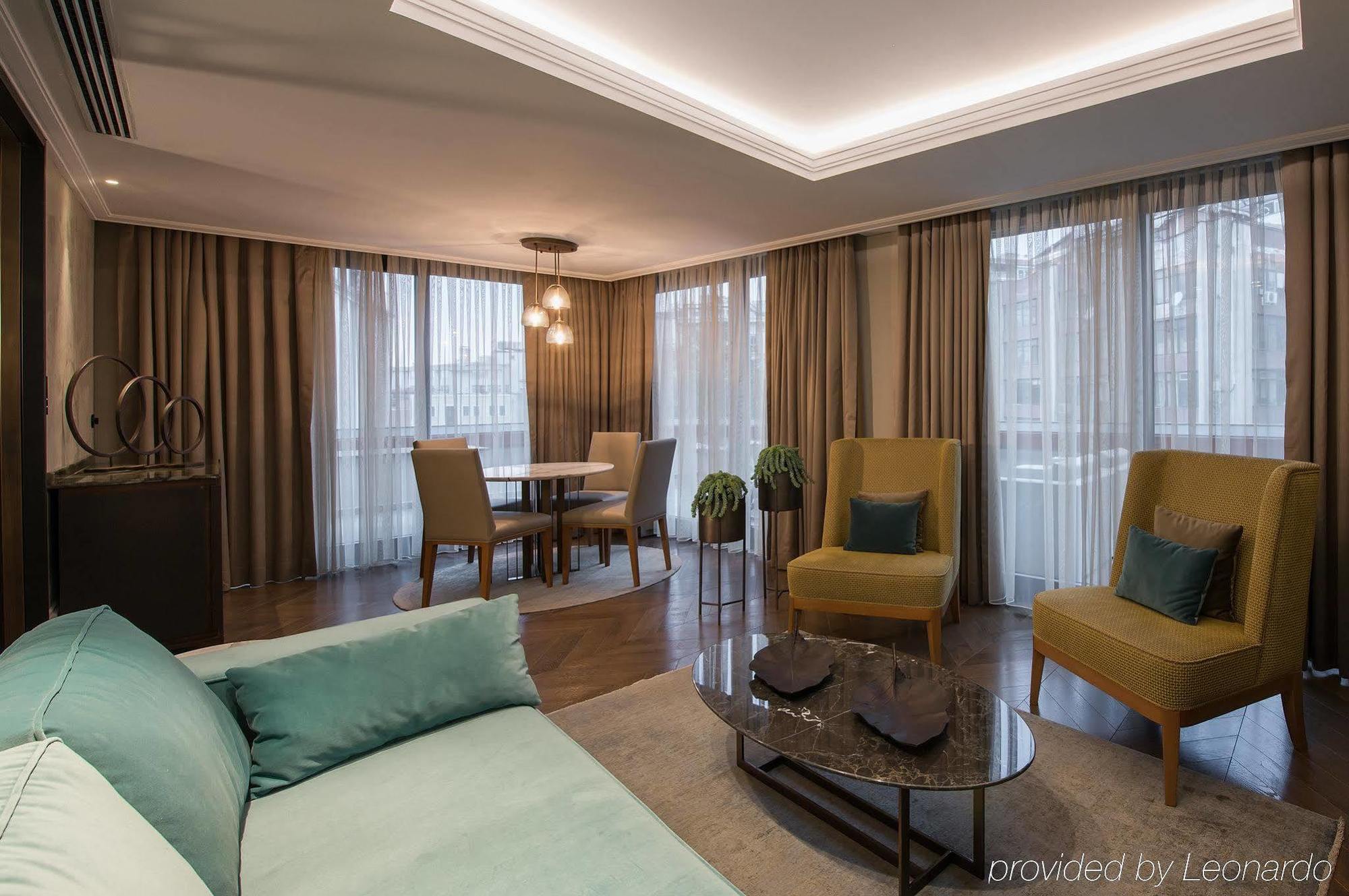 10 Karakoy 5*